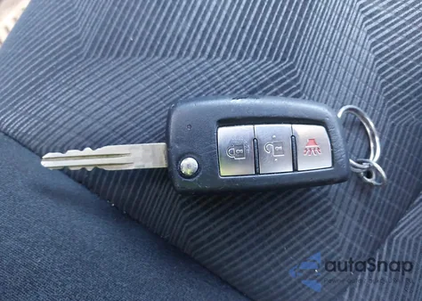 2016 Nissan Rogue S из США, поврежденный, VIN 5N1AT2MV1GC877436